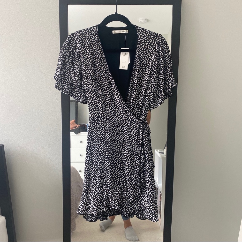 Abercrombie & Fitch Wrap Mini dress